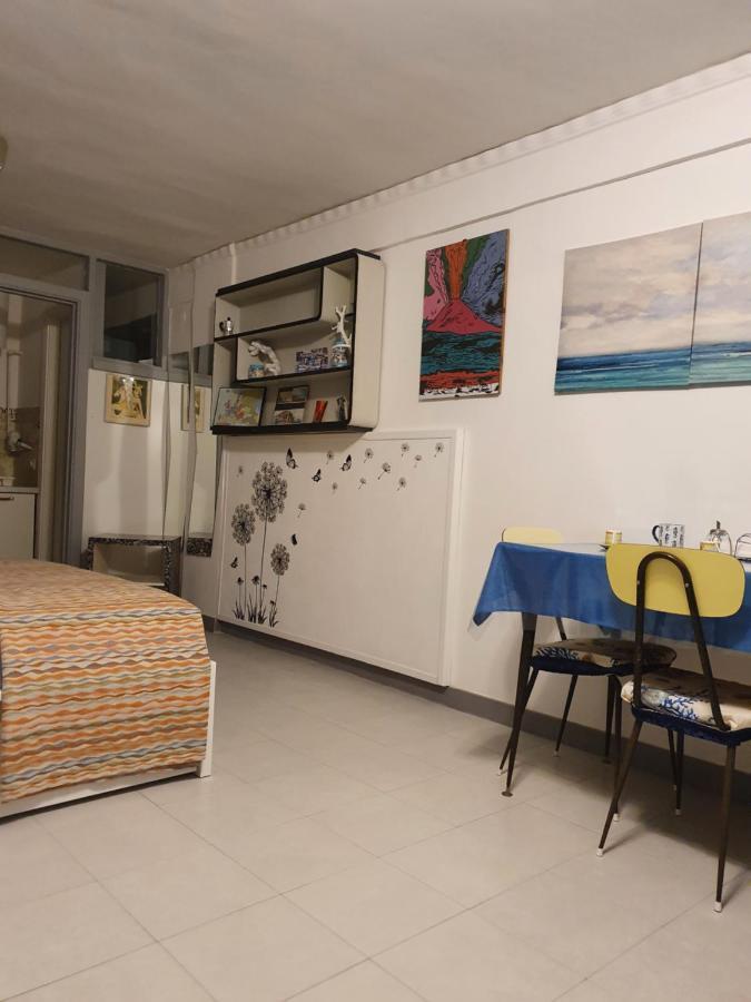 نابولي San Gregorio Suite&Breakfast المظهر الخارجي الصورة