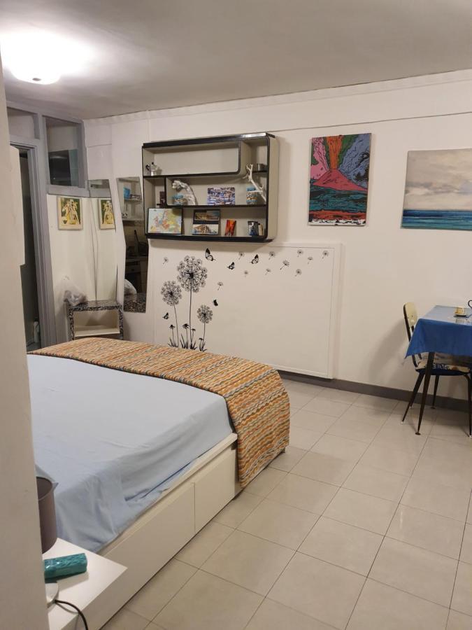 نابولي San Gregorio Suite&Breakfast المظهر الخارجي الصورة
