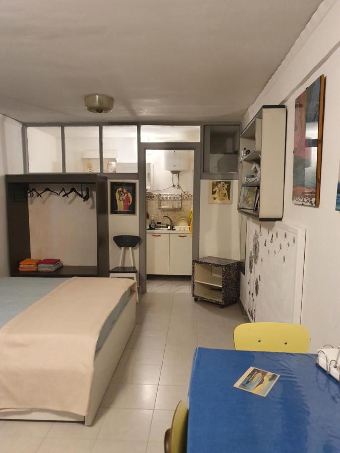 نابولي San Gregorio Suite&Breakfast المظهر الخارجي الصورة