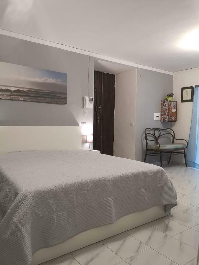 نابولي San Gregorio Suite&Breakfast المظهر الخارجي الصورة